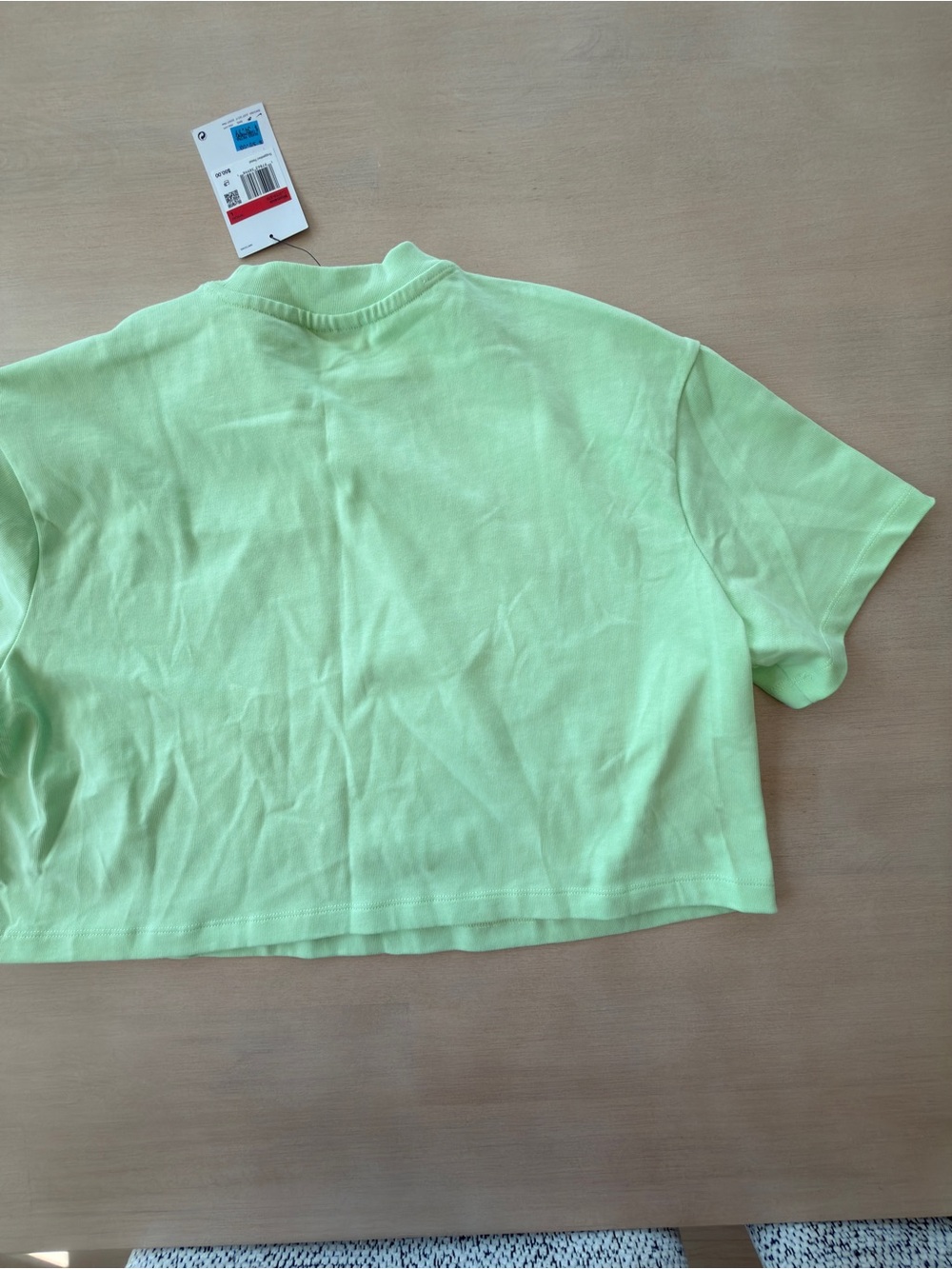 Nike Cropped Tee in Neon Lime - Large - Picture 6 of 9